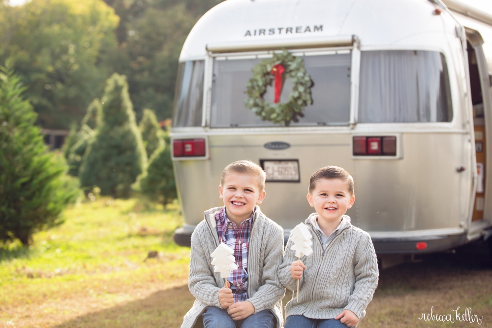 Raleigh Family Christmas Mini Session Photographer 901_5184