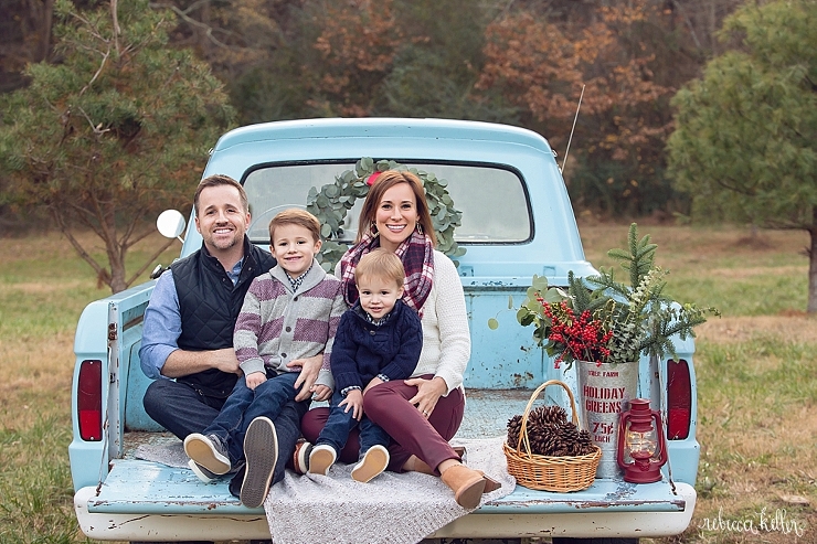 Raleigh Christmas Truck Mini Sessions Photographer Blue Truck