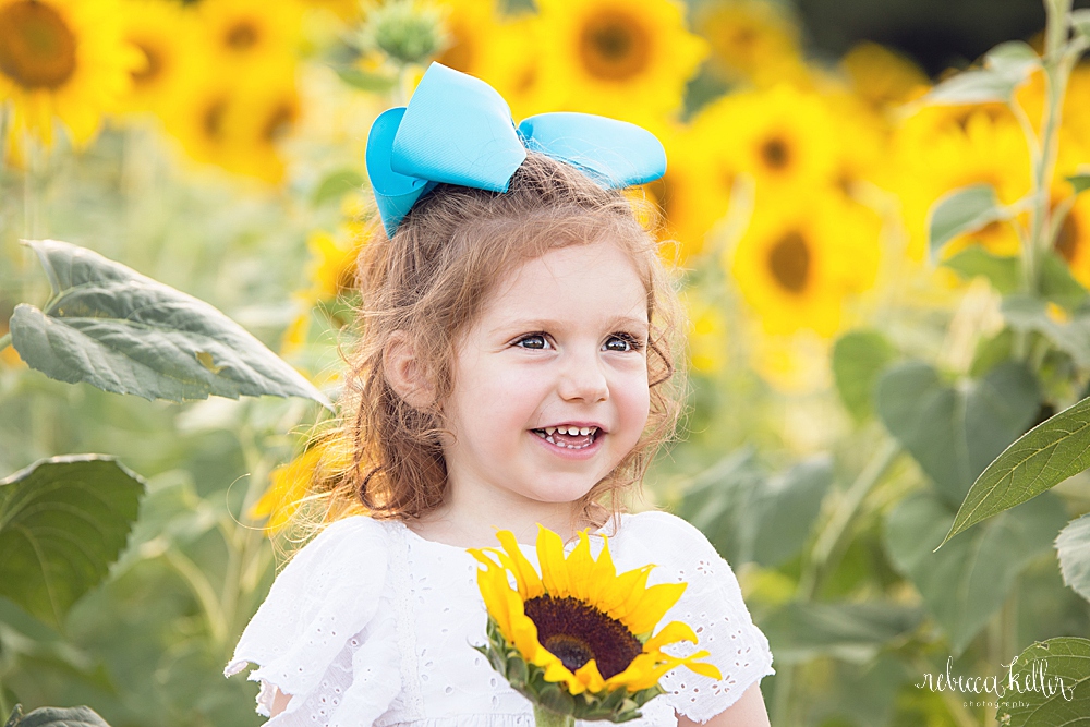 raleigh child sunflowers photography 995.jpg